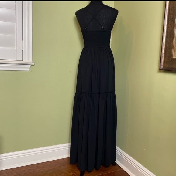 NWT Abercrombie and Fitch Floral Embroidered Maxi Dress - Picture 5 of 9